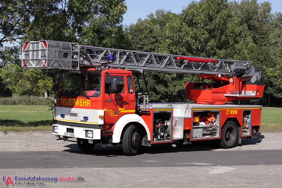 Florian Heusenstamm 02/30-01