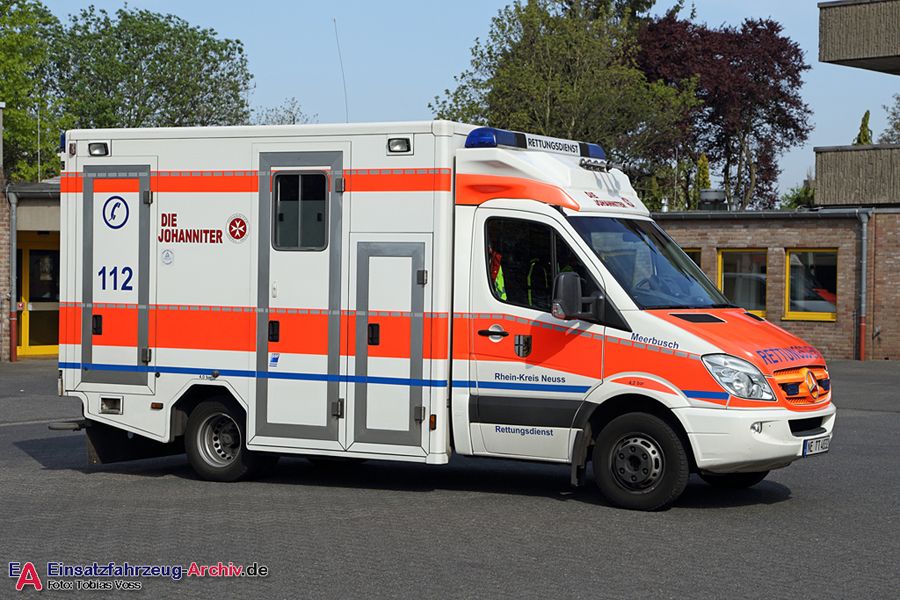 Rettung Kreis Neuss 04 RTW 02 (a.D.)