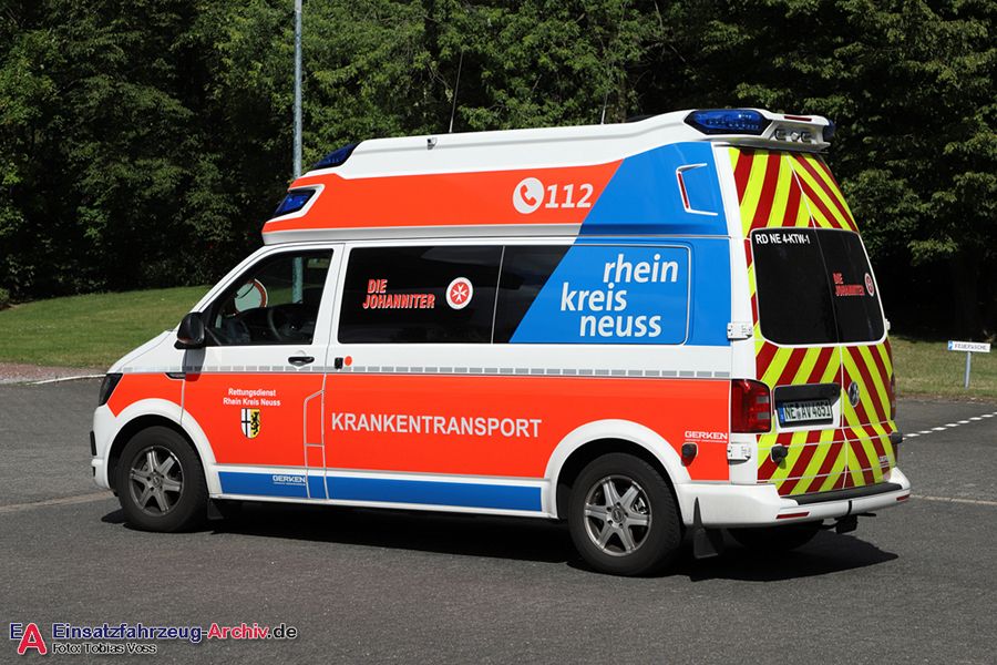 Rettung Kreis Neuss 04 KTW 01 (a.D.)