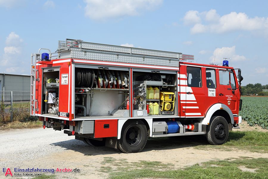 Florian Grefrath 02 HLF20 02 (a.D.)