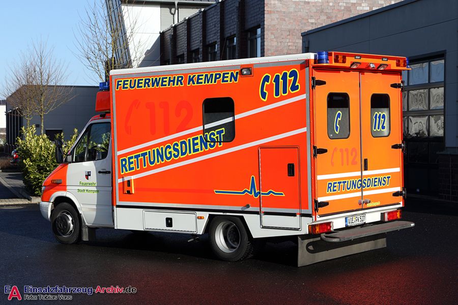 Rettung Kempen 03 RTW 04