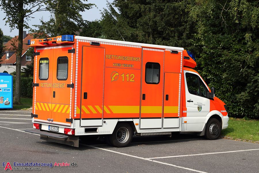 Rettung Kreis Viersen 06 RTW 01 (a.D.)