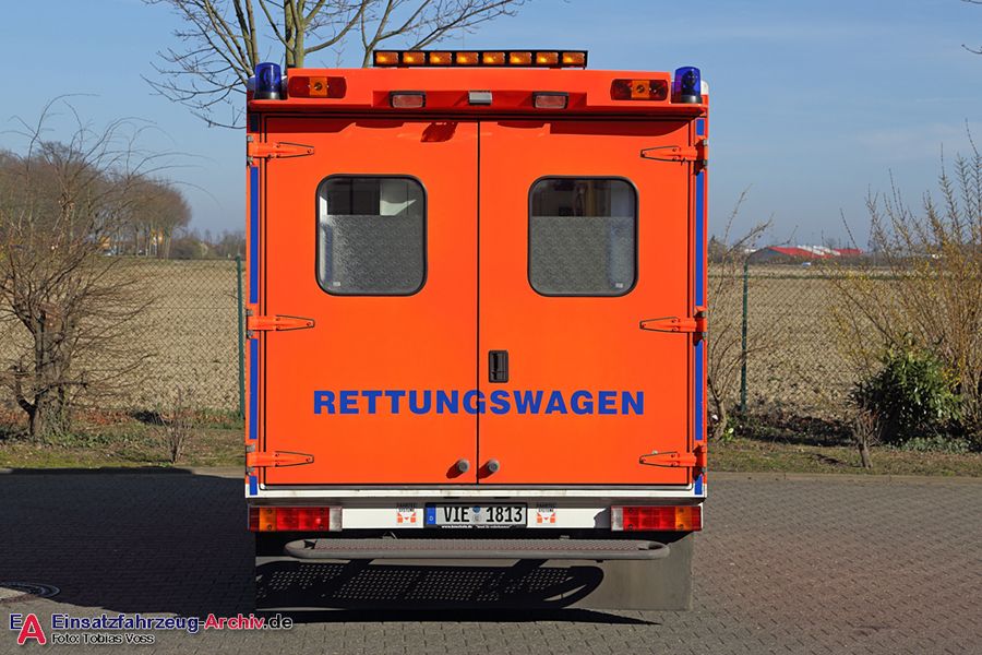 Rettung Willich 09 RTW 04 (a.D.)