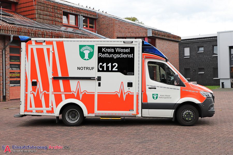 Rettung Hamminkeln RTW 02