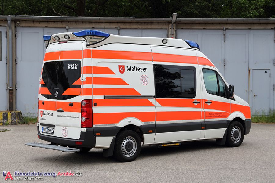 Johannes Neumünster 32/83-01