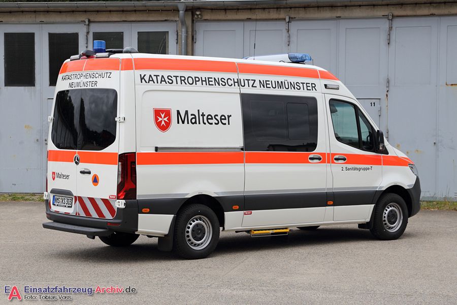 Johannes Neumünster 32/90-03