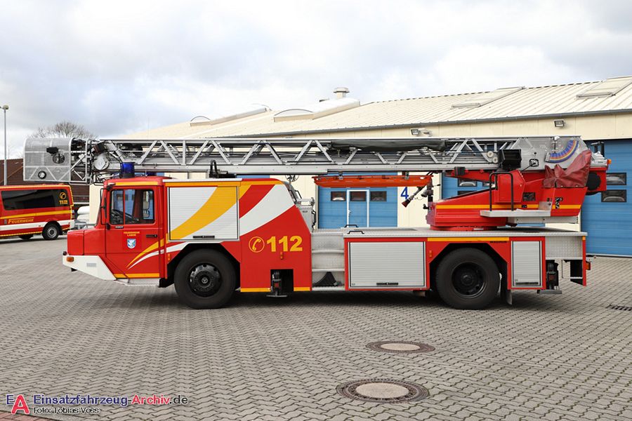 Florian Plön 15/32-01 (a.D.)