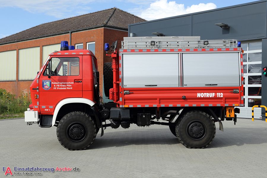 Florian Plön 09/50-01