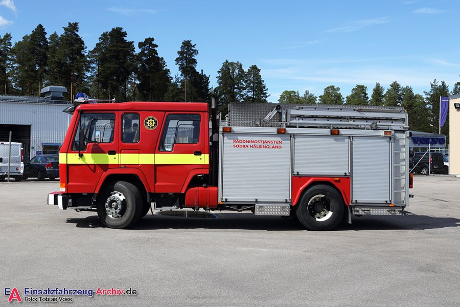 2 26-3110 - Släck-/Räddningsbil (a.D.)