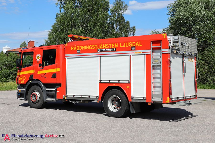 2 26-5910 - Släck-/Räddningsbil