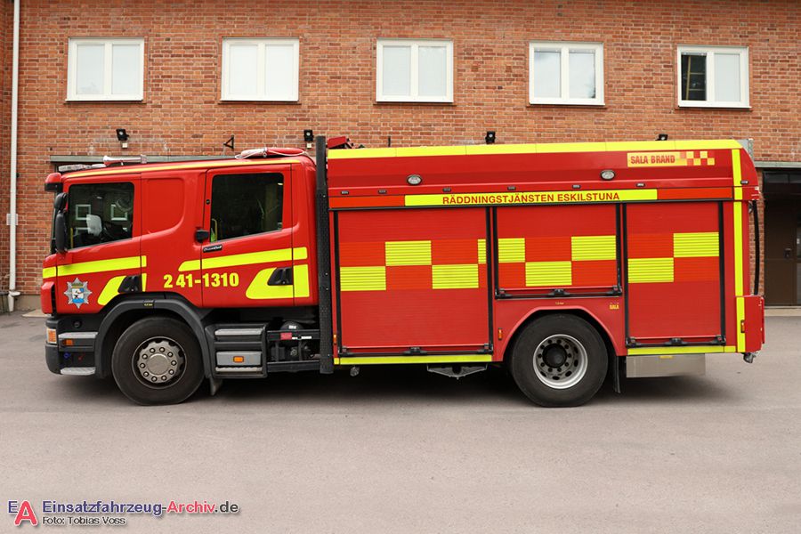 2 41-1310 - Släck-/Räddningsbil