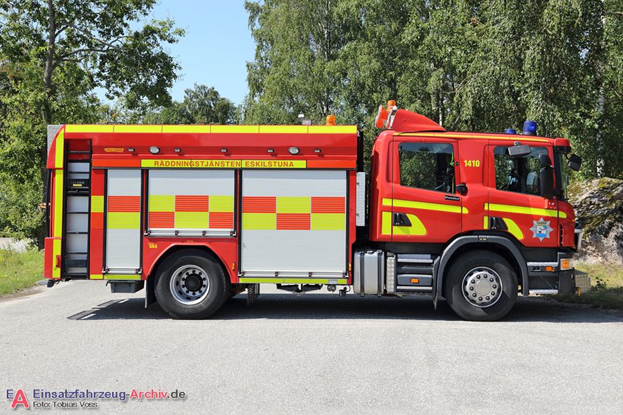 2 41-1410 - Släck-/Räddningsbil