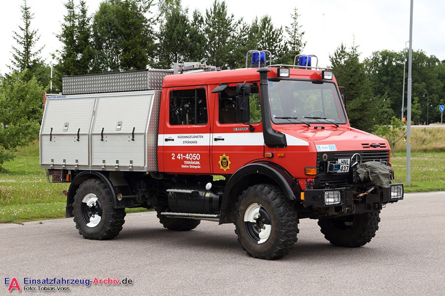 2 41-4050 - Terräng-/räddningsbil (a.D.)