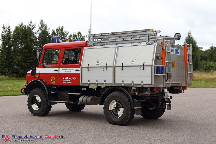 2 41-4050 - Terräng-/räddningsbil (a.D.)