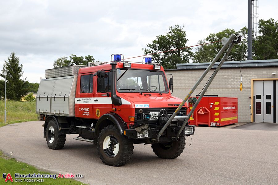 2 41-4050 - Terräng-/räddningsbil (a.D.)