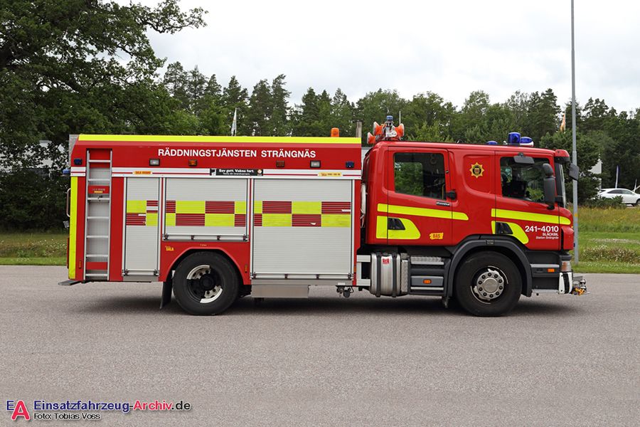 2 41-4010 - Släck-/räddningsbil (a.D.)
