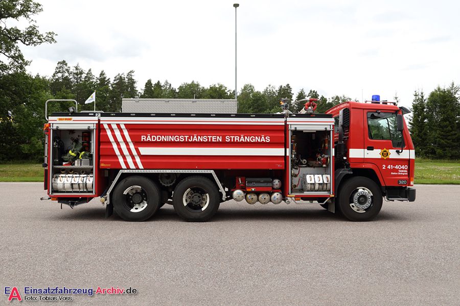 2 41-4040 - Tankbil (a.D.)