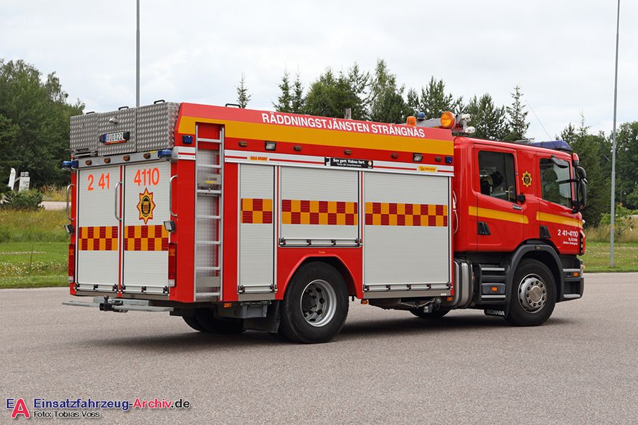 2 41-4110 Släck-/räddningsbil (a.D.)