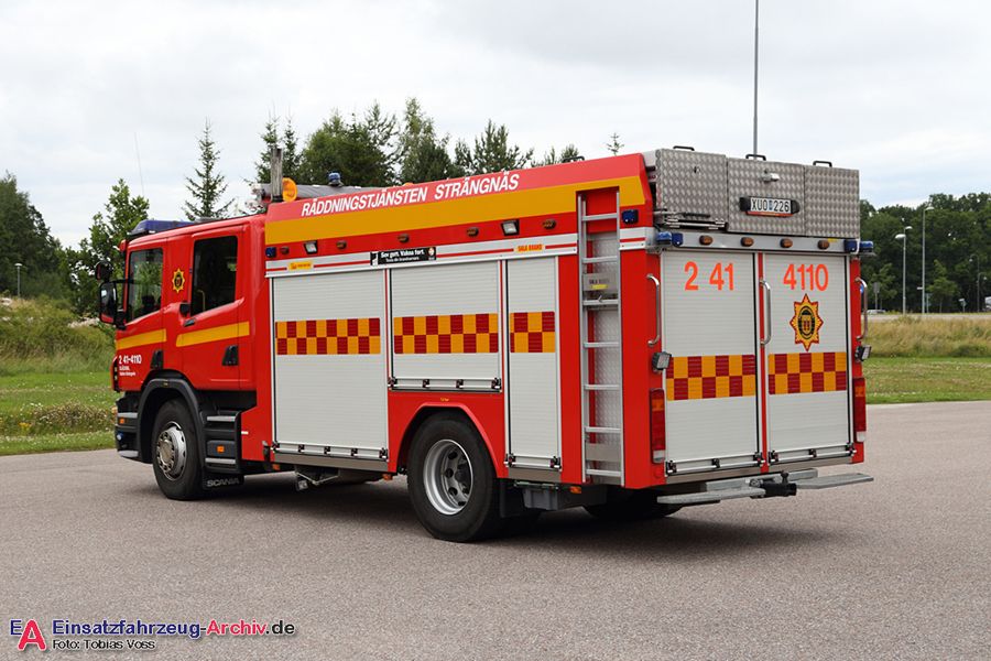 2 41-4110 Släck-/räddningsbil (a.D.)