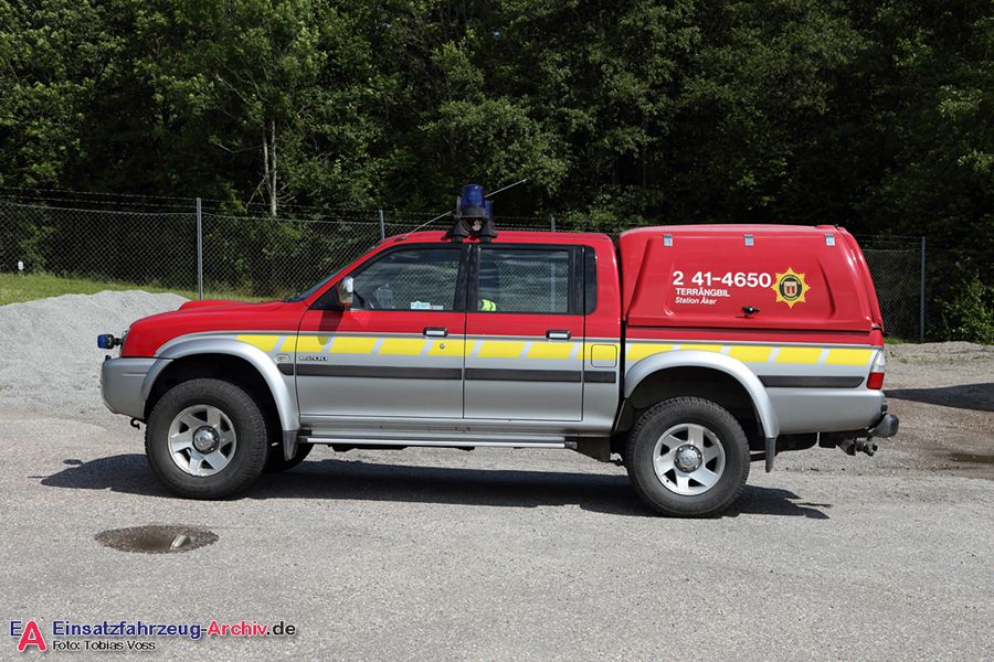 2 41-4650 - Terrängbil (a.D.)