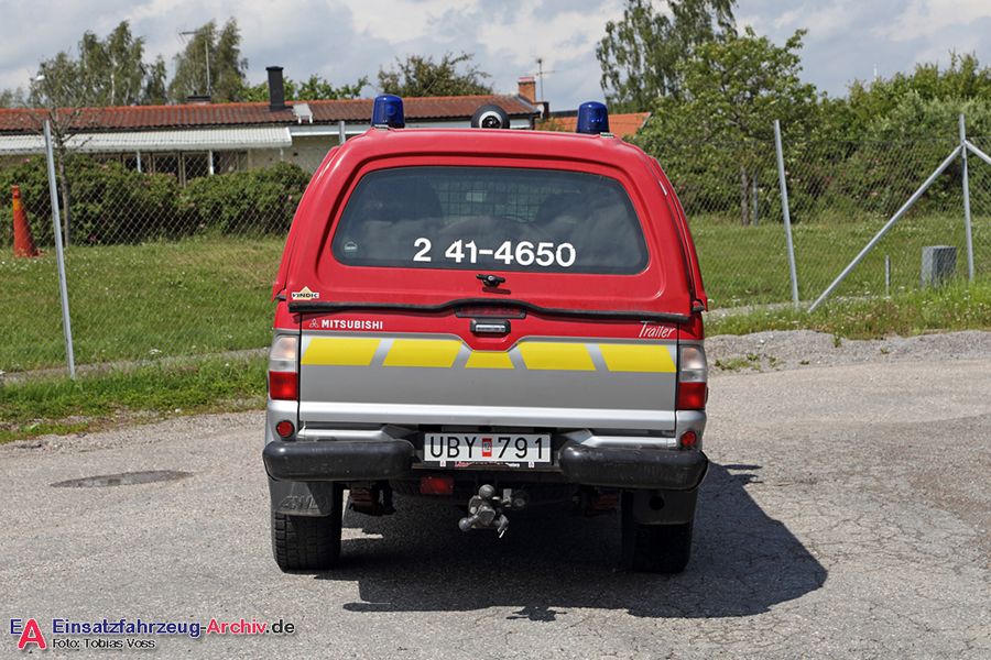 2 41-4650 - Terrängbil (a.D.)