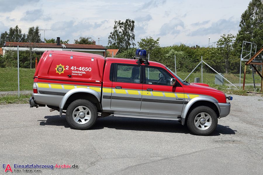 2 41-4650 - Terrängbil (a.D.)