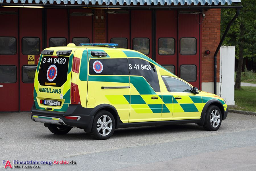 3 41-9420 - Ambulans