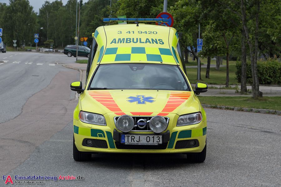 3 41-9420 - Ambulans (a.D.)