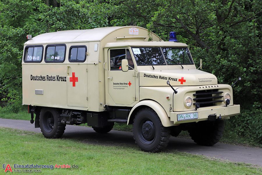22. DRK Oldtimertreffen 2023 in Lich | Teilnehmer der Rundfahrt